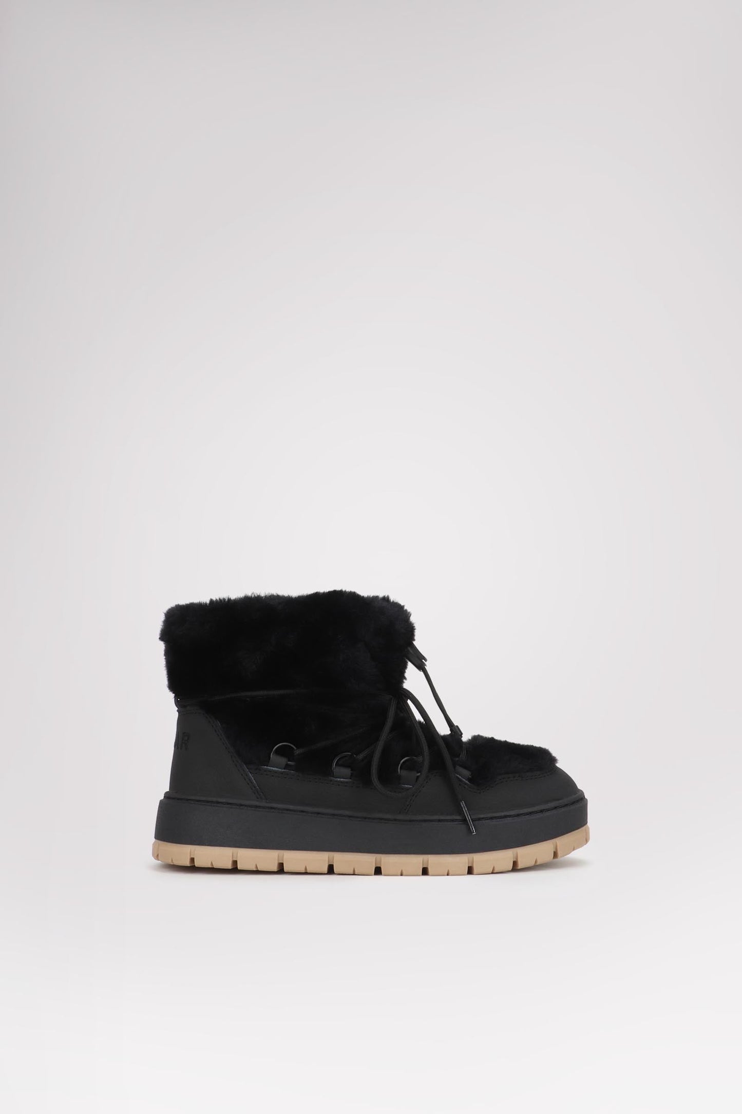 Cyra Women's Lace Up Boot