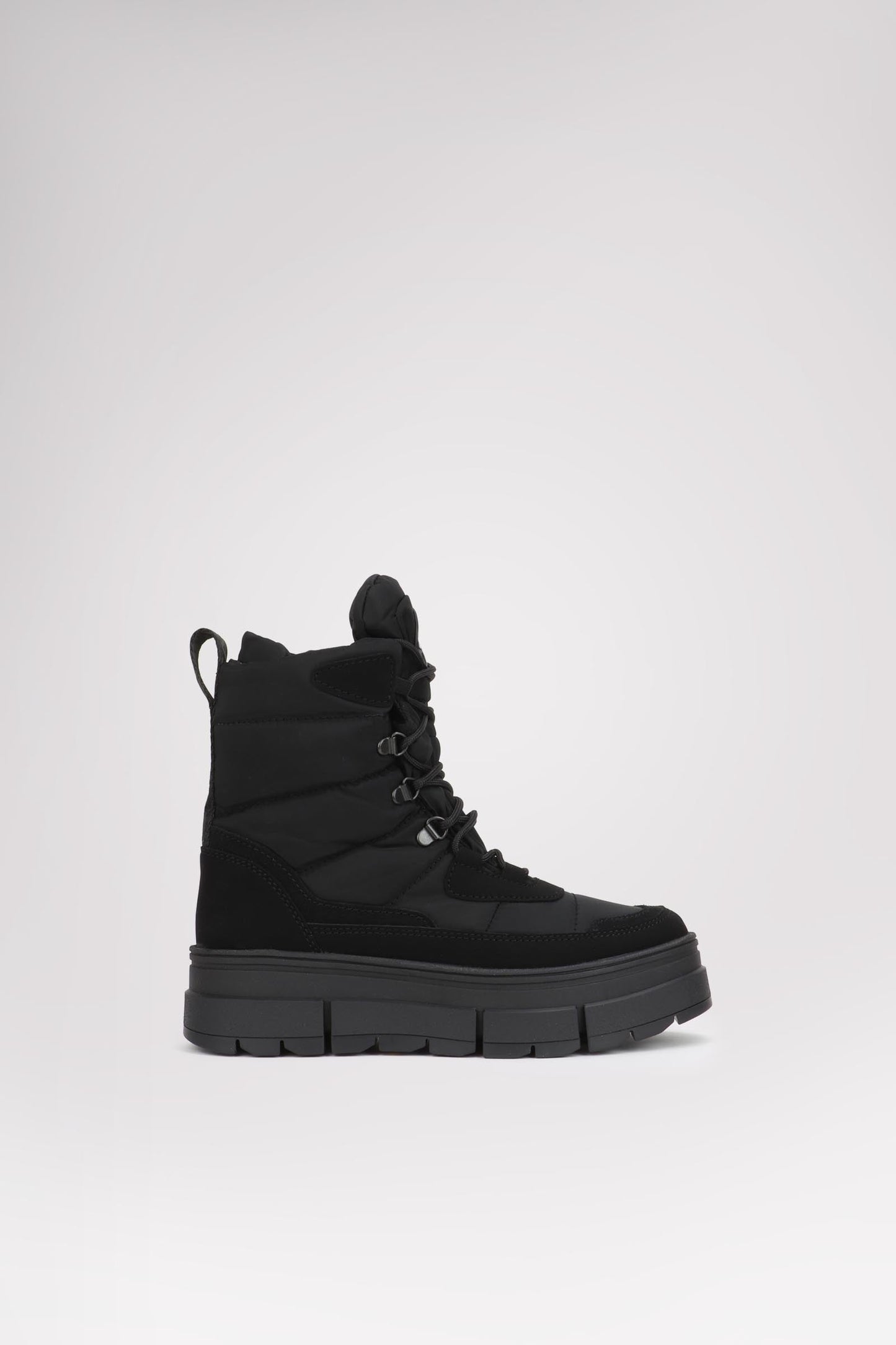 Harrow Women's Lace Up Boot w/Ice Gripper