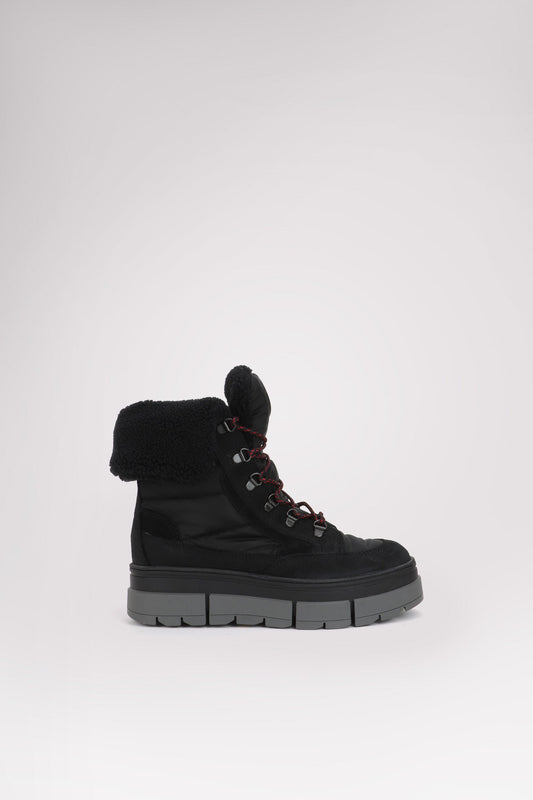 Henta Women's Lace Up Boot w/Ice Gripper