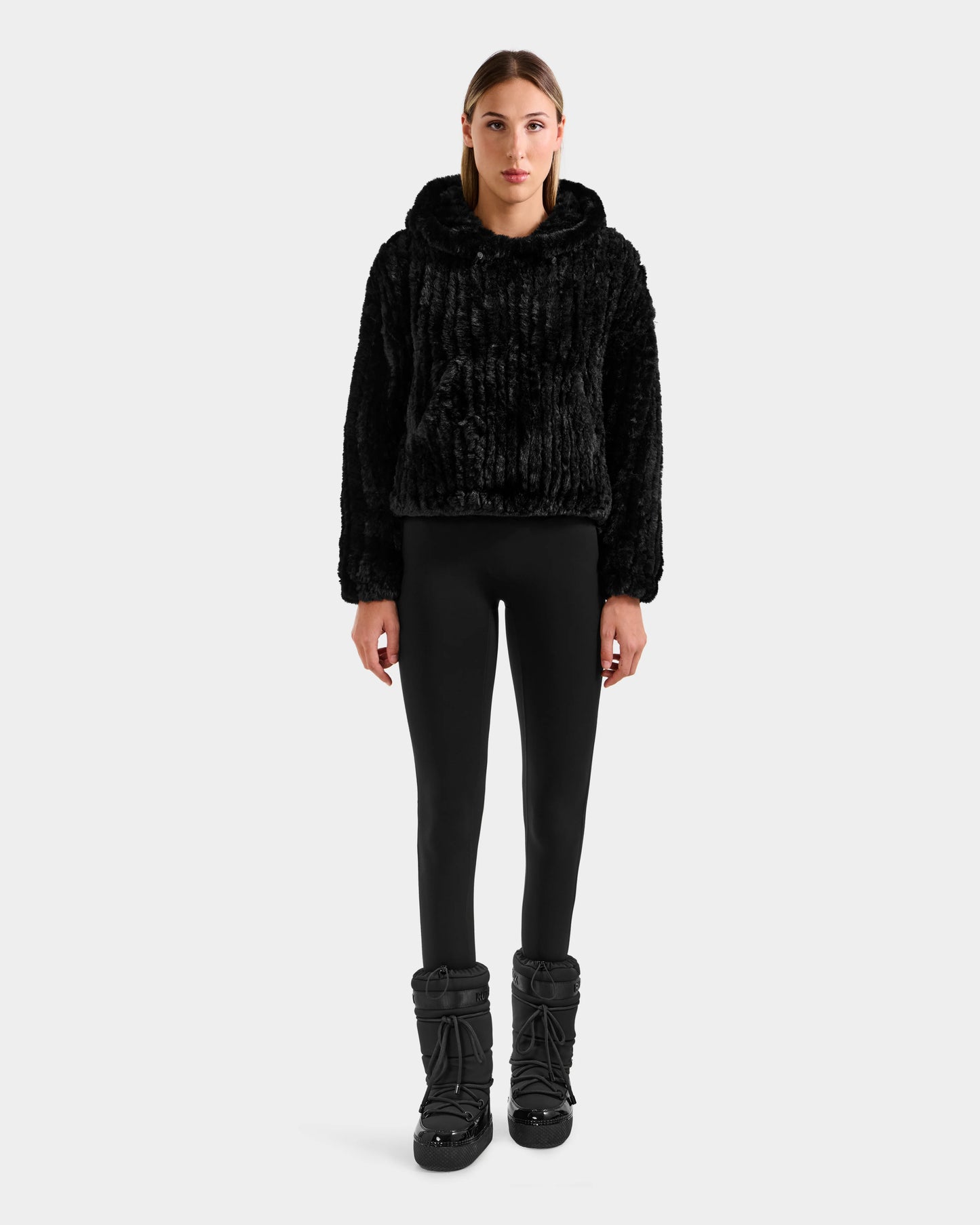 AUGUST - 8525658 Black