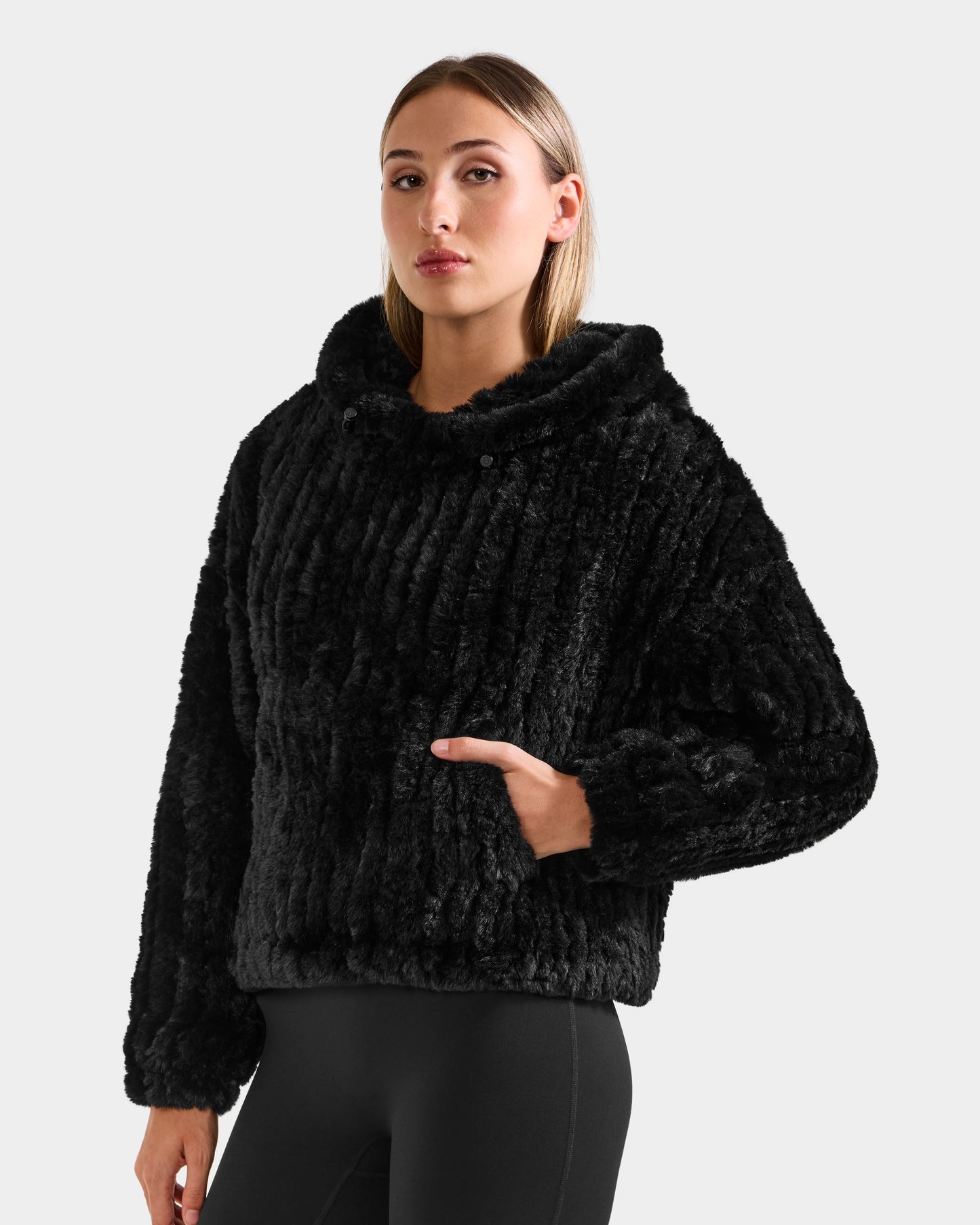 AUGUST - 8525658 Black