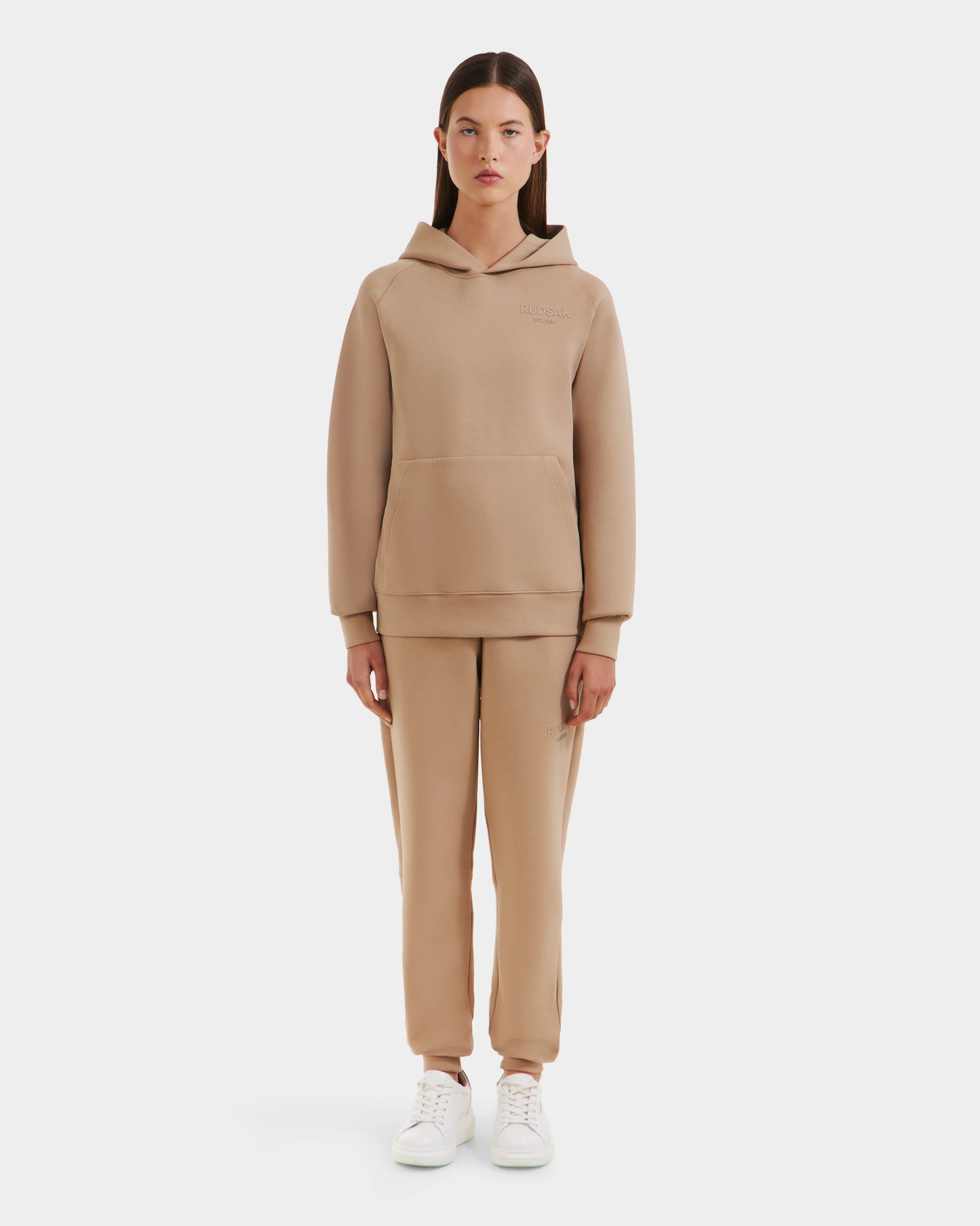 BRIAR - 9525001 Almond W