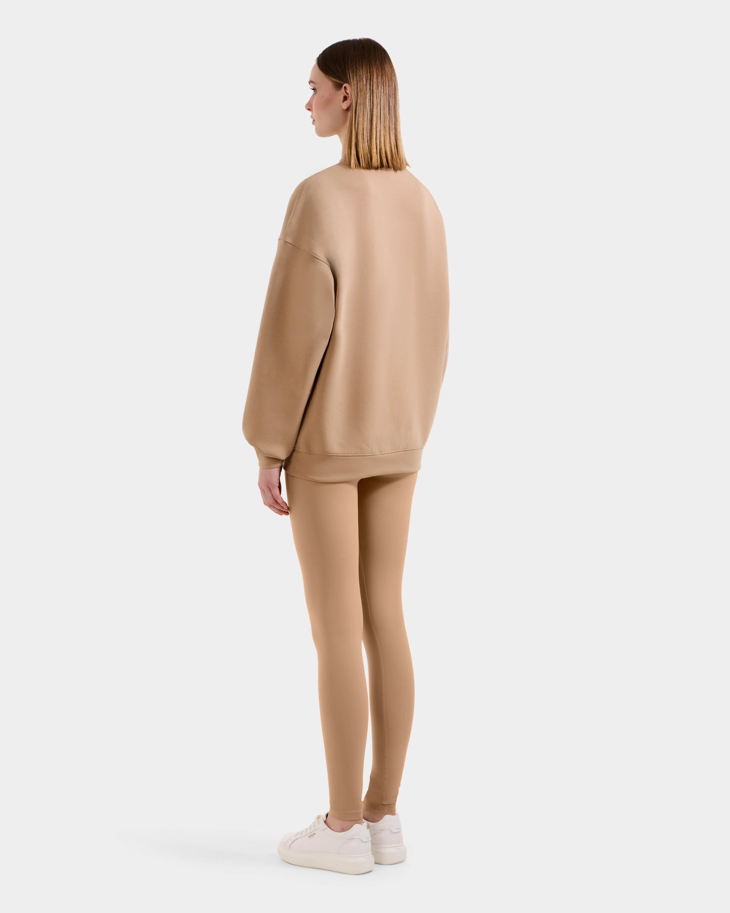 BRYN - 9524007 Almond W