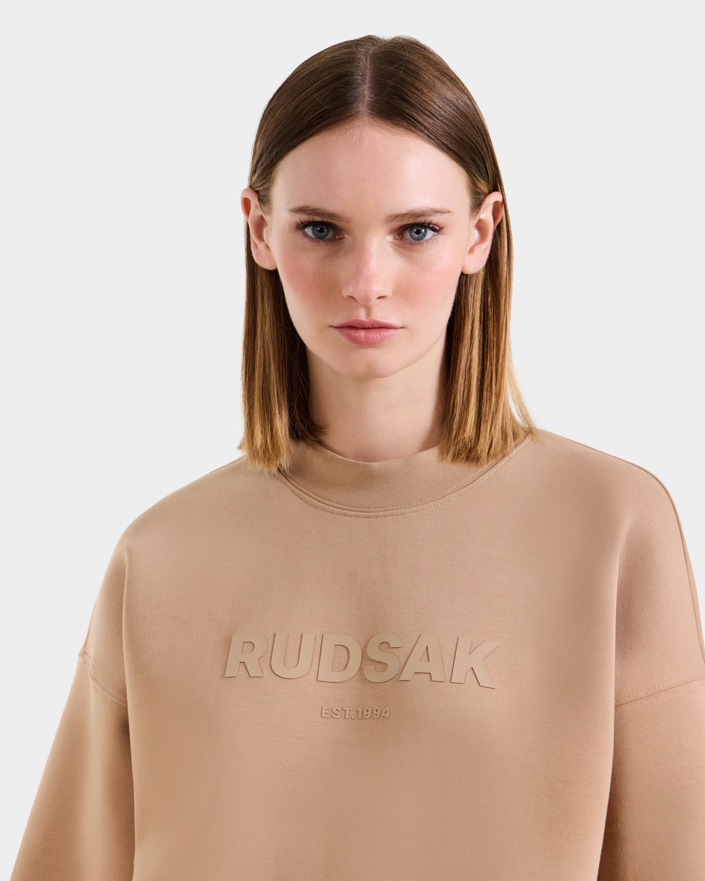 BRYN - 9524007 Almond W