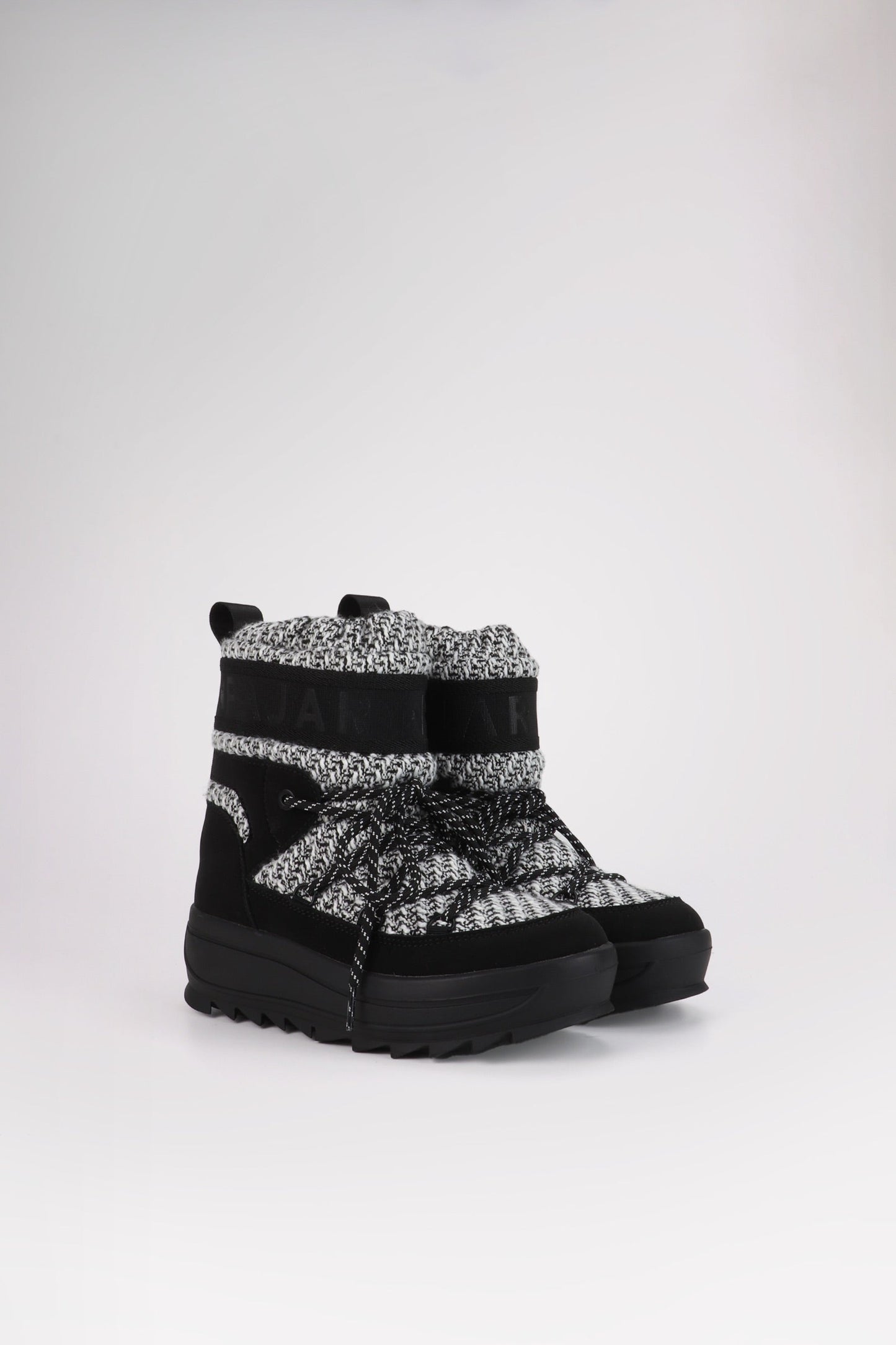 Galaxy Tweed Women's Pull On Boot