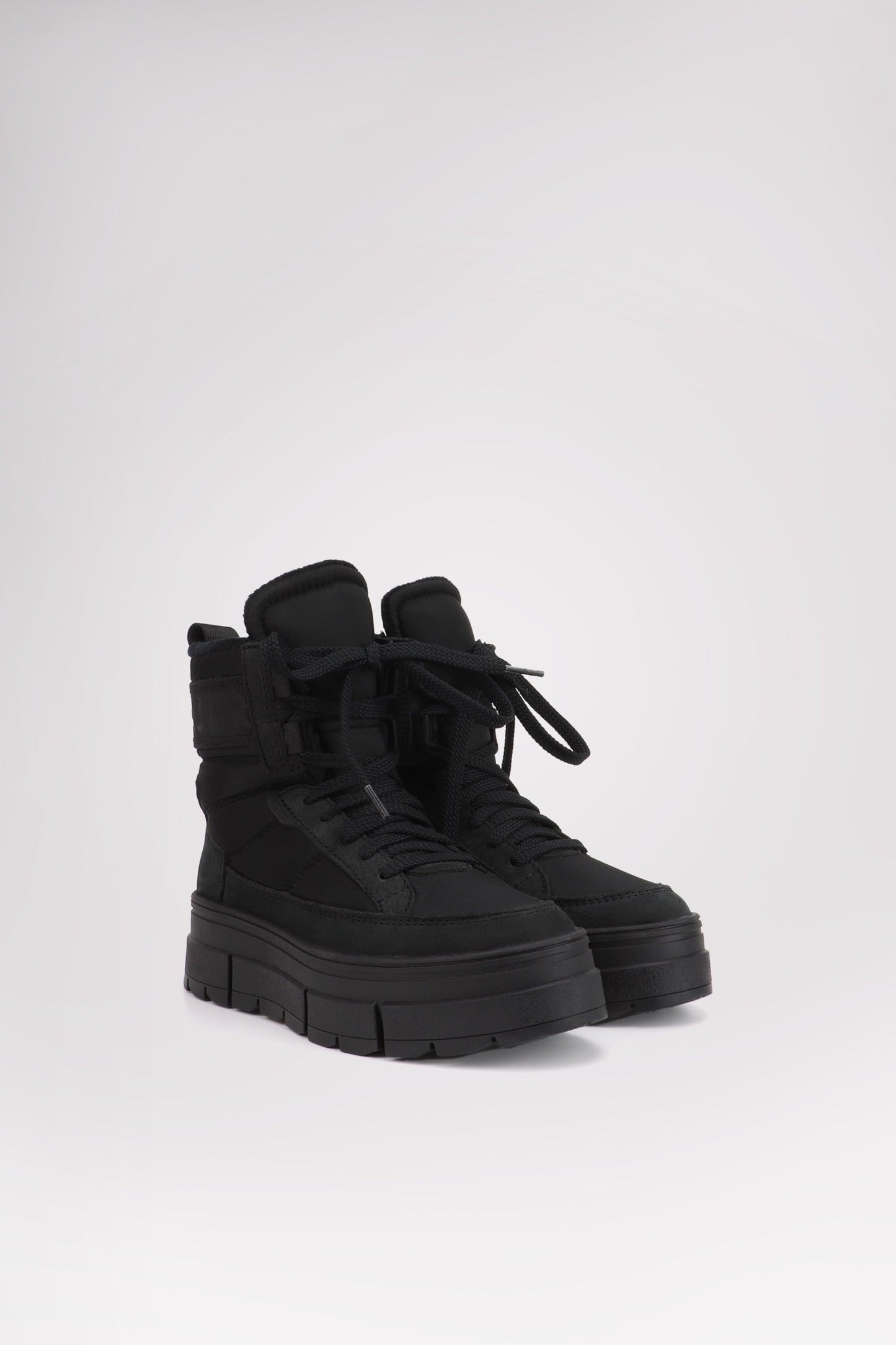 Halo Women's Boot w/Ice Grippers