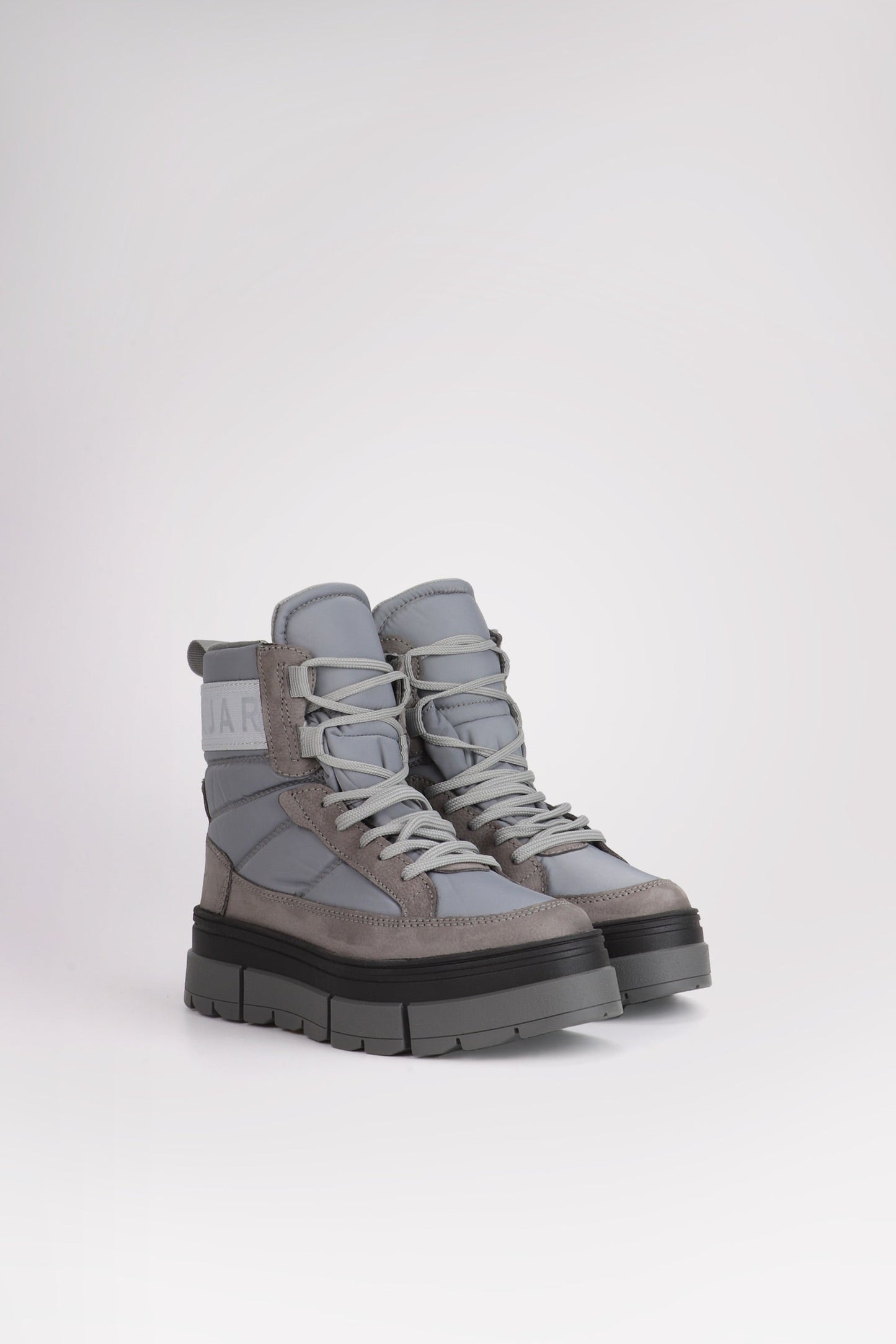 Halo Women's Boot w/Ice Grippers