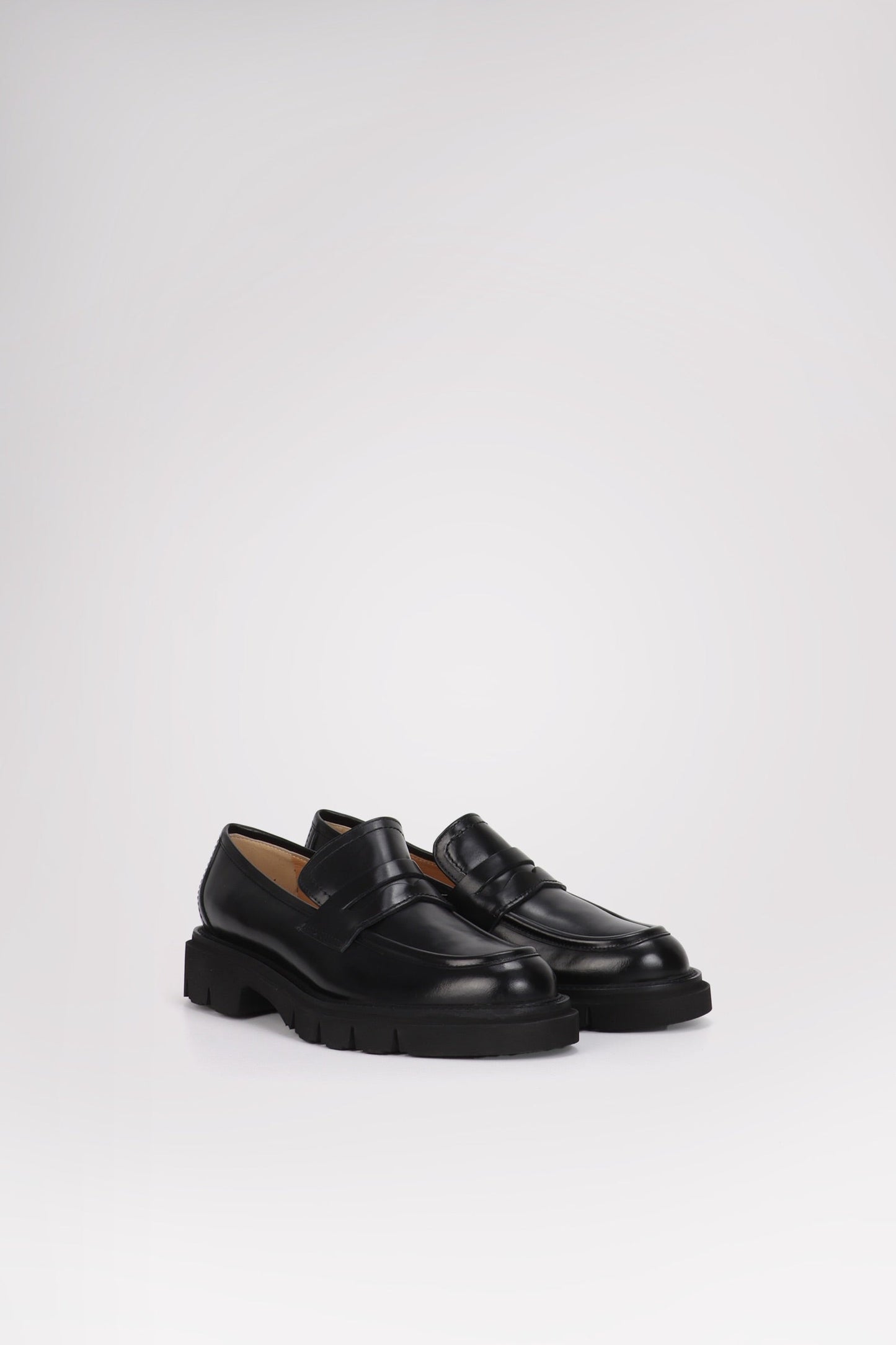 Haya Women's Quintessenza Loafer