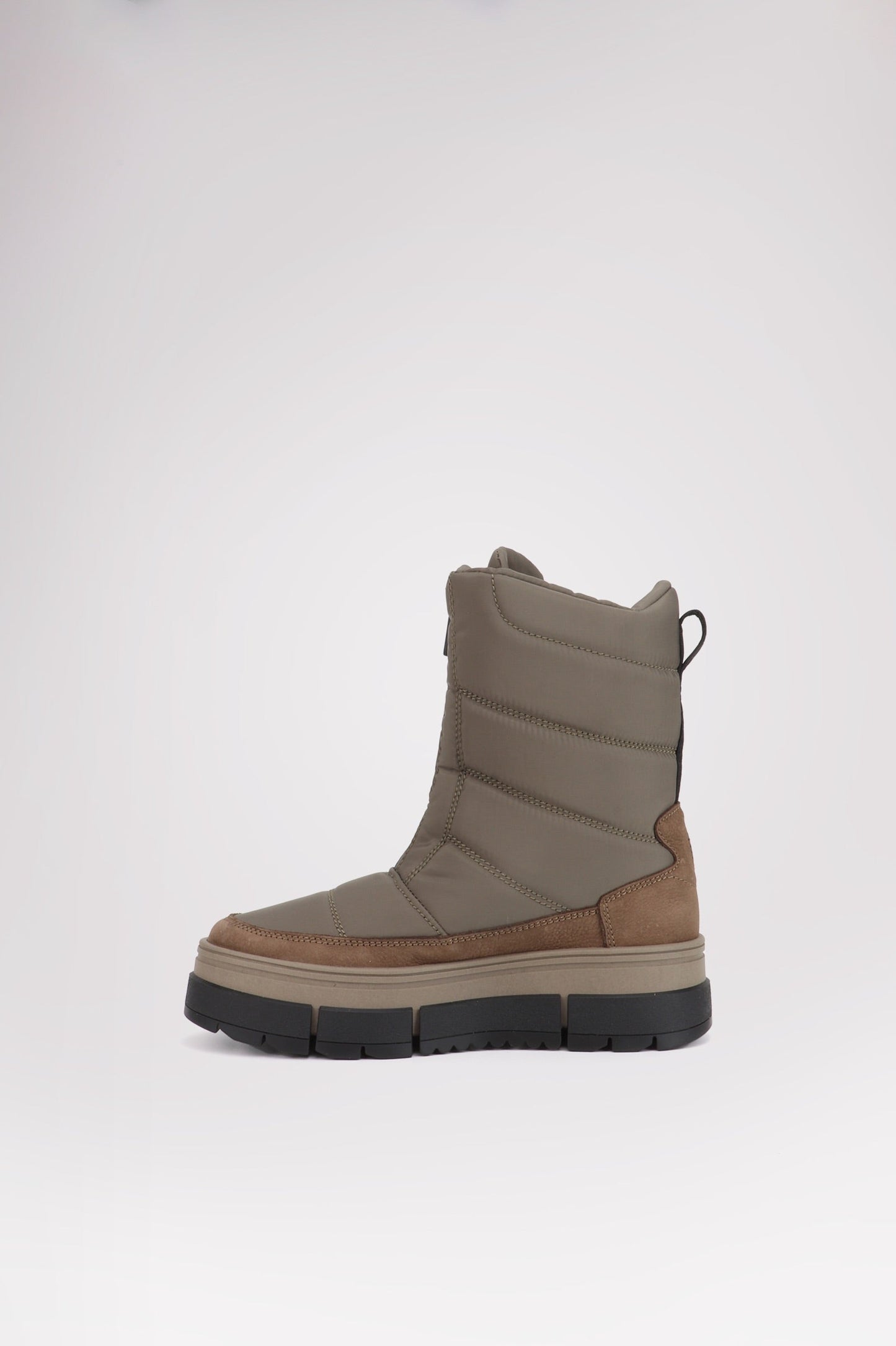 Helene Women's Boot w/Ice Grippers