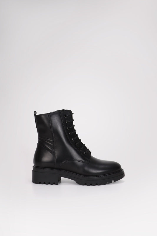 Monterey Women's Lace Up Boot