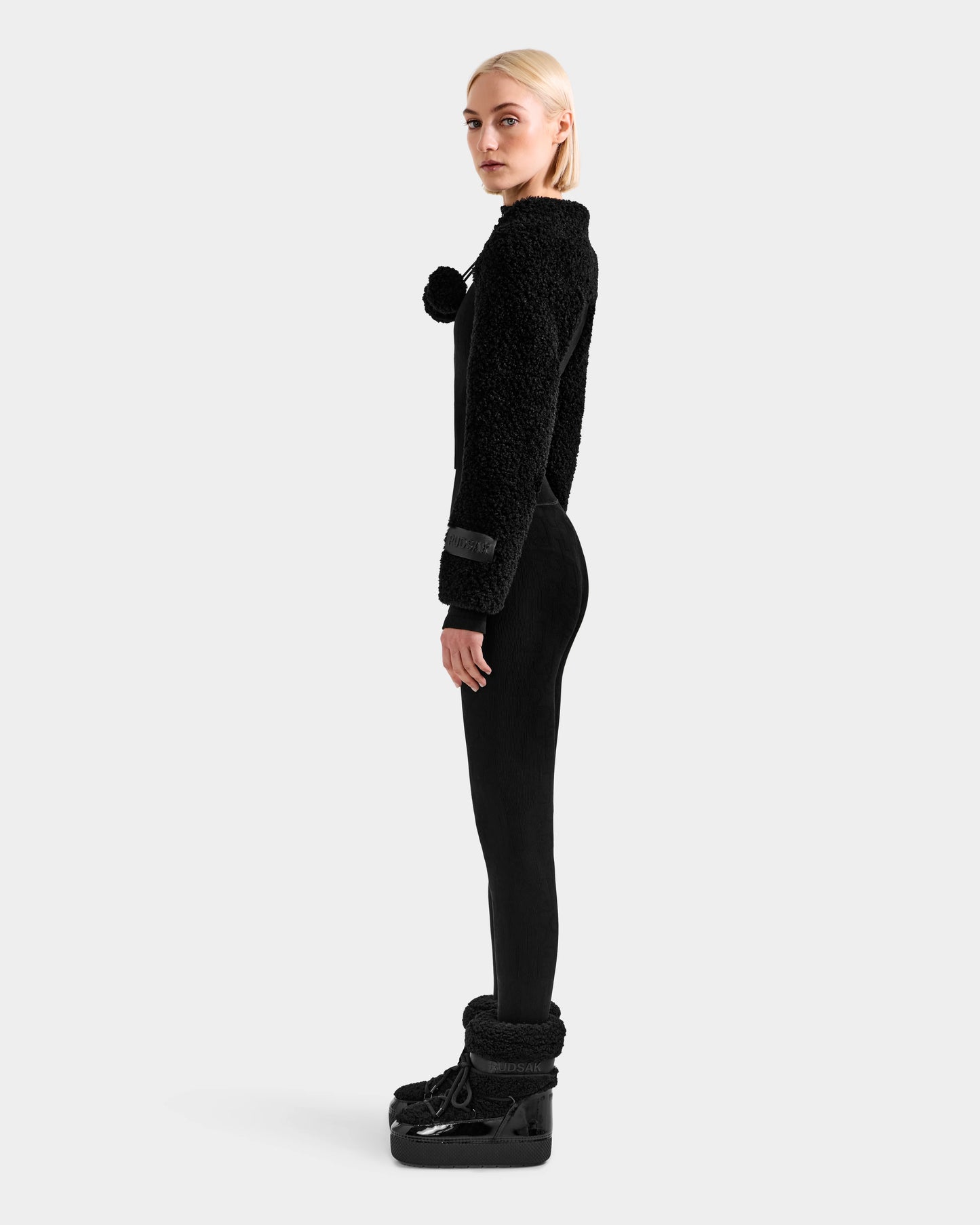 VERITY - 8525666 Black