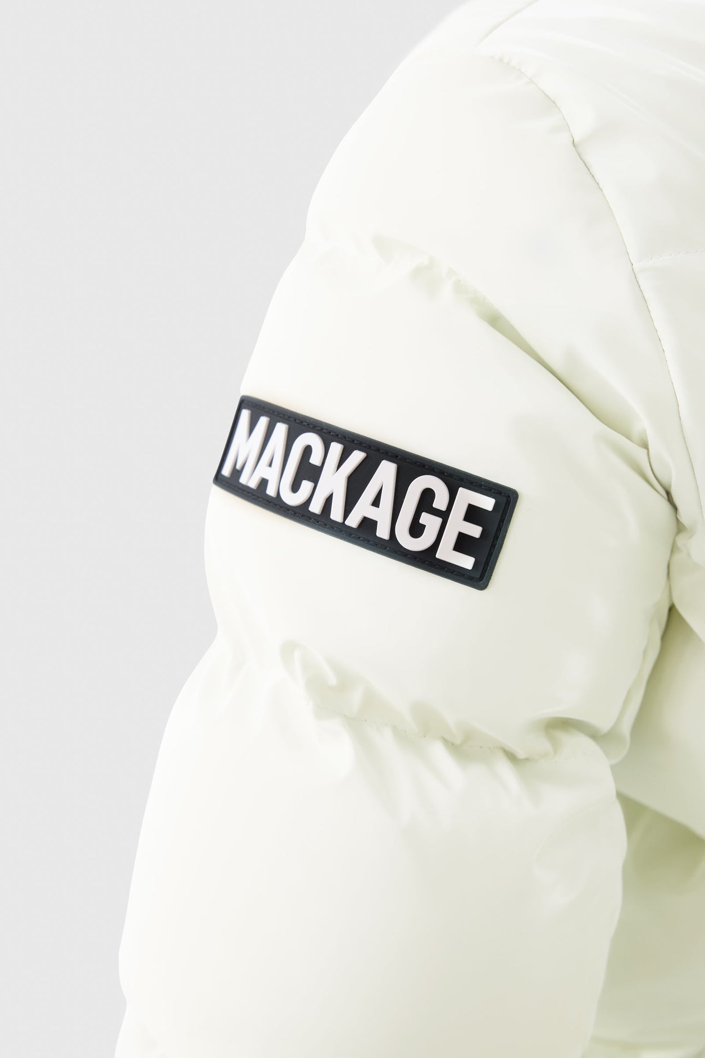 MADALYN-GLO